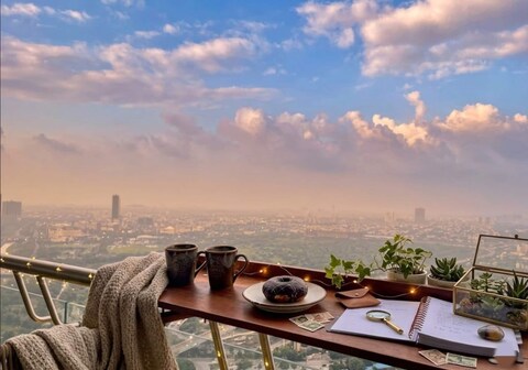 Highskyy Evening Stay At Supernova Noida