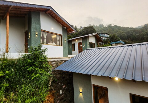 LiveAway Mukteshwar by PACK