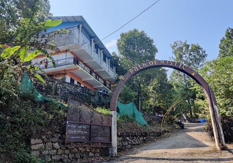Westerngateways hill view resort Kodaikanal