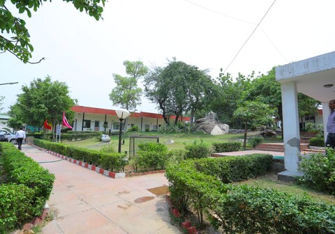 Lakeview Tourist Resort