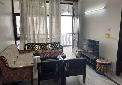 Lovely Flat at Mall Road Mussoorie