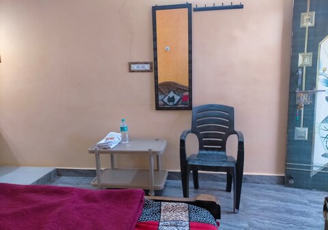 Rock view home stay hampi