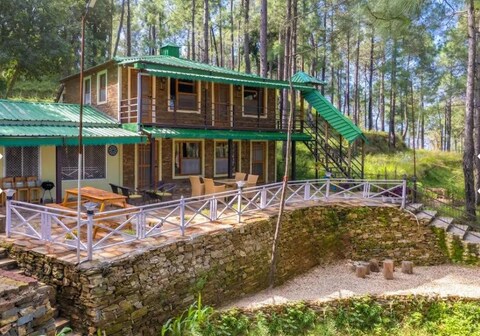 Kaneli Cottage by Baakhei