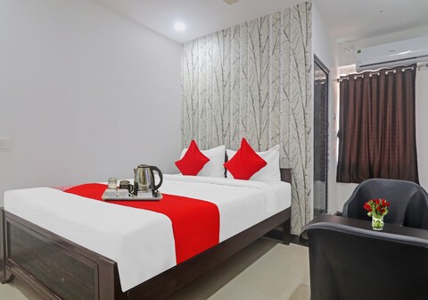 Super Hotel O Alwal Residency