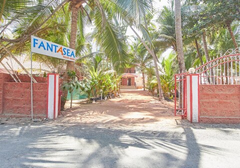 Fantasea Beach Resort