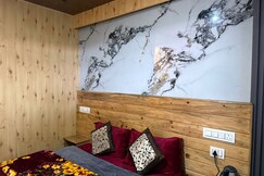 Mountain Trex Retreat - 500 Mtrs From Temple, Badrinath Mountain Trex Retreat - 500 Mtrs From Temple, Badrinath