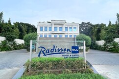Radisson Blu Hotel & Suites GRT Chennai Airport, Chennai Radisson Blu Hotel & Suites GRT Chennai Airport, Chennai