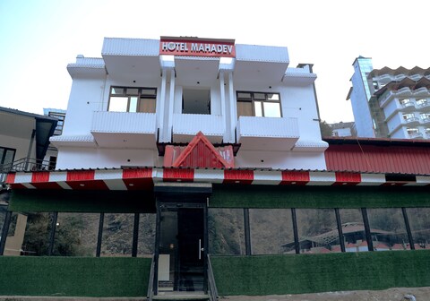 Hotel Mahadev