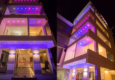 Vee Suites