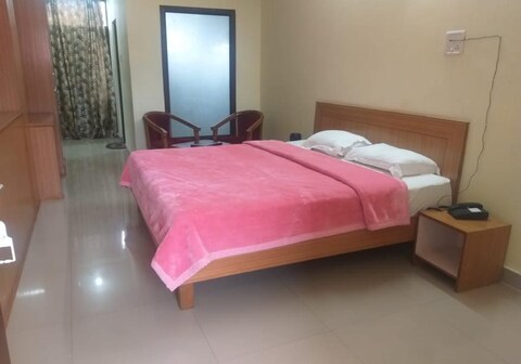 Gaurvikas Palace Hotel cum Marriage Palace