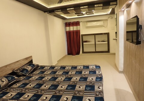 Varuna home stay