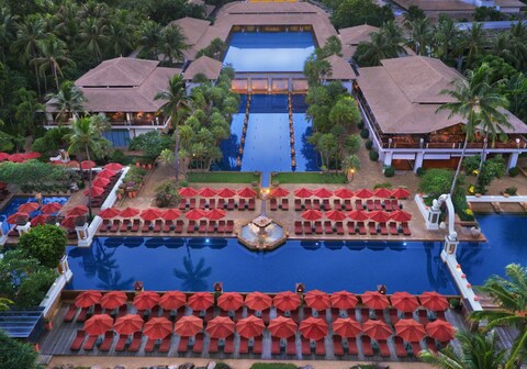 Marriott's Phuket Beach Club