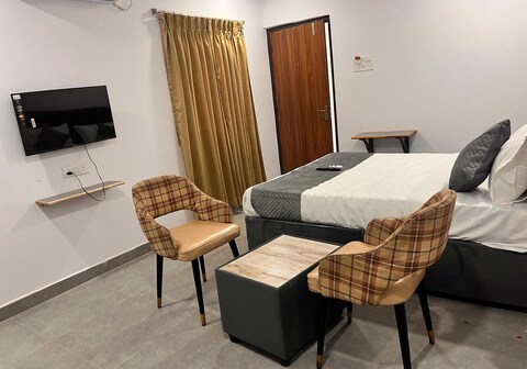 Townhouse Financial District Circle Hyderabad