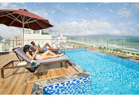 Halina Hotel and Apartment