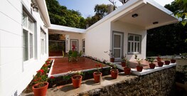 Leisure vacations Copper Hill Villa, Coorg Leisure vacations Copper Hill Villa, Coorg