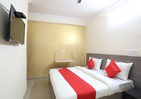 Hotel O A P Residency