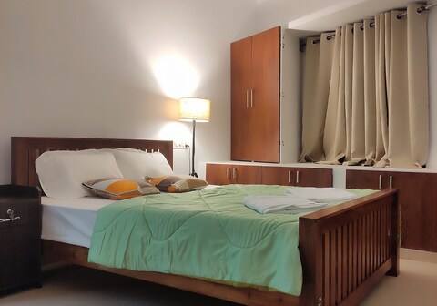 Cozy Cloud Serviced Apartments