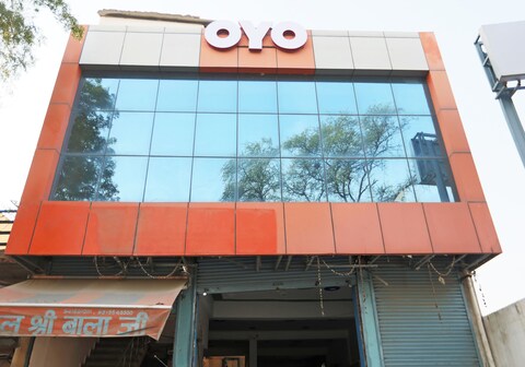 Hotel O Yadav Hotel And Restaurant