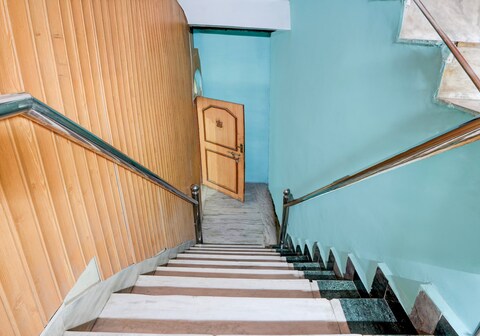 SPOT ON HOTEL SHIV PALACE