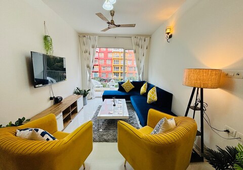 ContemporaryStyle 2BHK|Resort Homes |Zennova Stays