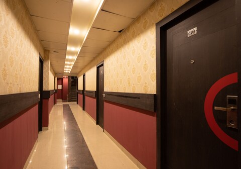 Hotel O DG College Chelambra