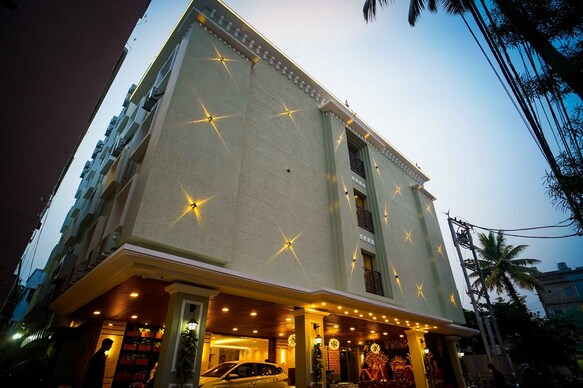 The Adventure Luxury Hotel