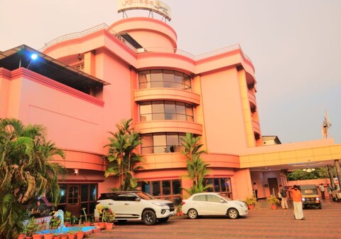 Kallada Regency, Irinjalakuda