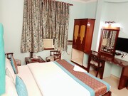 Hotel Paras International, Delhi Hotel Paras International, Delhi
