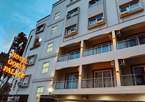 Hotel Gokul Palace