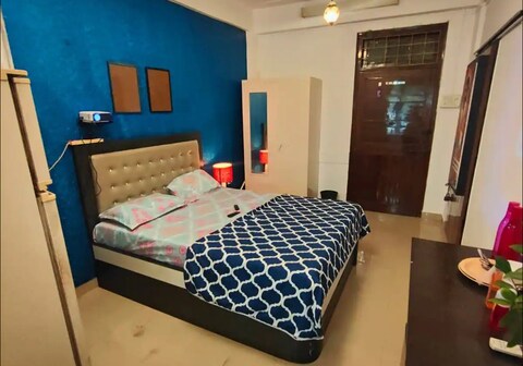 Cozy Inn