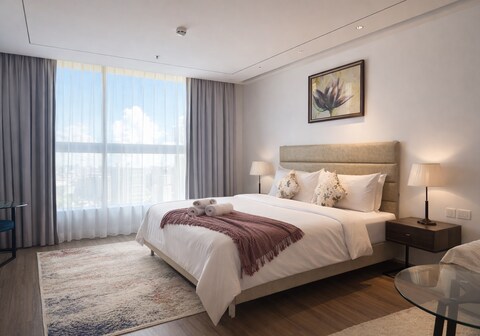 Skynest - Luxe Modern Studio