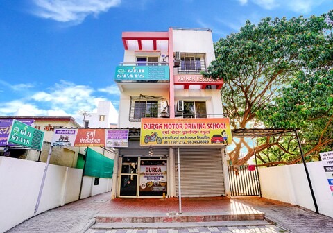 FabHotel Diamond Stay