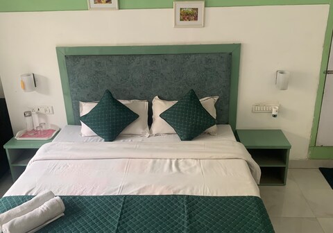 Green Serene Abode