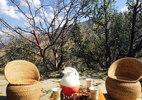 Li'l Hardy's Hideaway