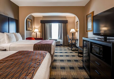 Best Western Plus Heritage Inn