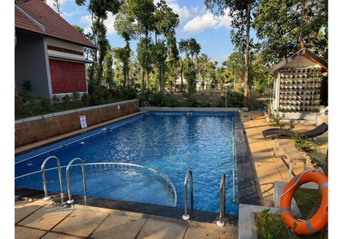 We We Wayanad La Verde Holidays