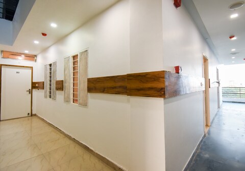 Super Hotel o Shivaay Phase 1 Mohali Bus Terminal