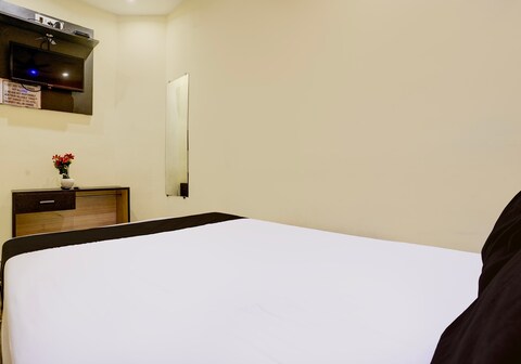 Hotel O Shera Residency