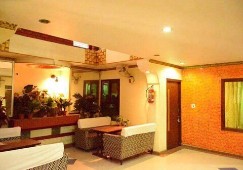 India Hotel Restaurant and Bar