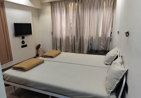 ANP Apartments Near Teen Haat Naka