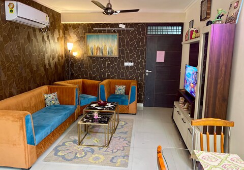 Daffodil-2bhk eclectic stay