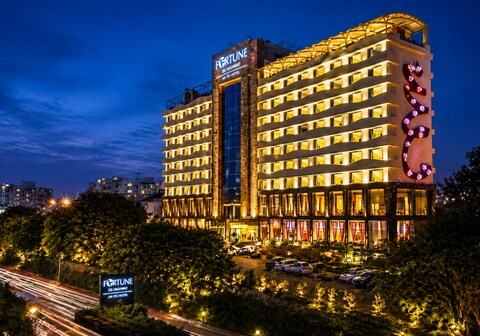 Fortune Select SG Highway, Ahmedabad - Member ITC Hotels' Group