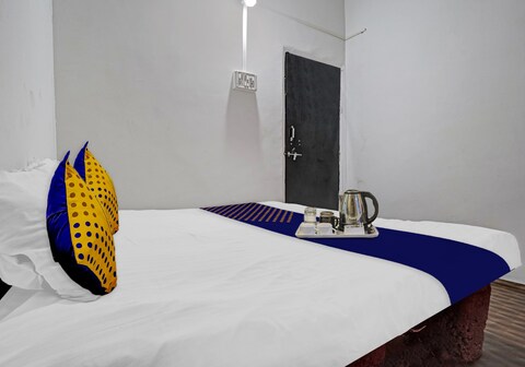 SPOT ON Friends Service Appartment