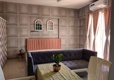 Luxurius Studio with well equipped Kitchen Pune