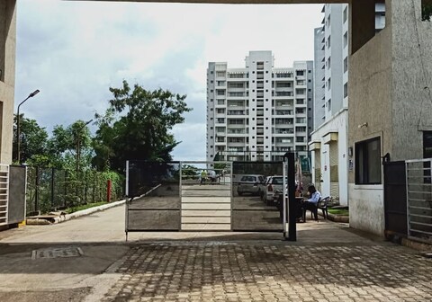 Umbrella Service Apartment