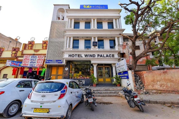 Wind palace hotel near pink city hawa mahal