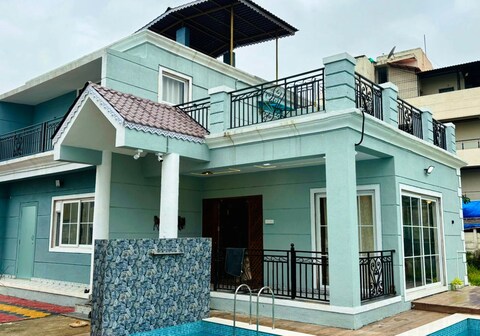 Casa Gulmohar 3 BHK Villa by Avinya stays