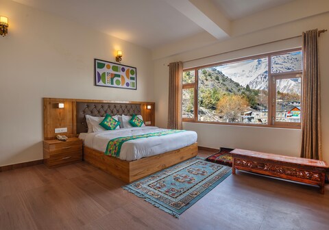 Treebo Melag Jispa With Mountain View