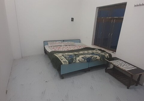 Kumkum Paying Guest House