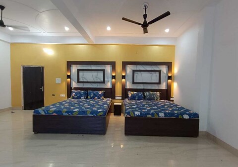 Hotel O Maa Yashodha Palace